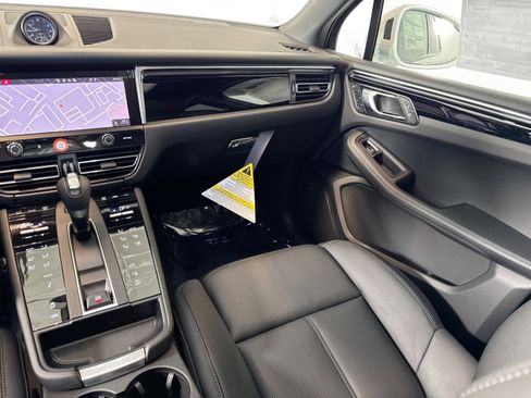 New 2026 Porsche Macan S AWD/4WD image 22