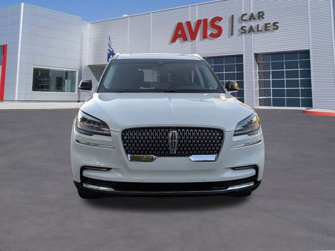 Used 2023 Lincoln Aviator Reserve image 2