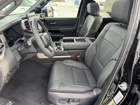 New 2026 Toyota Tundra Limited AWD/4WD image 2