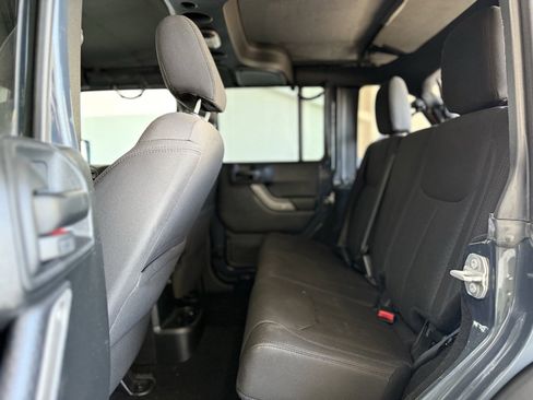 Used 2017 Jeep Wrangler Unlimited Sport image 23