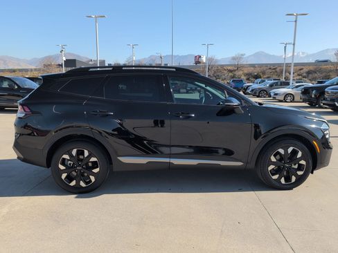 Used 2024 Kia Sportage X-Line w/ X-Line Premium Package image 6