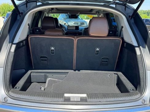 Used 2023 Acura MDX SH-AWD w/ Advance Package image 12