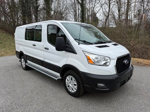 Used 2022 Ford Transit 250 Low Roof w/ Exterior Upgrade Package image 4