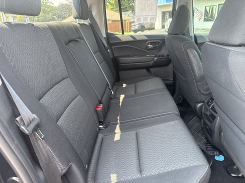 Used 2019 Honda Ridgeline Sport image 12