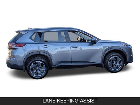 Certified 2024 Nissan Rogue SV w/ Premium Package w/ SV Premium Package FWD image 6