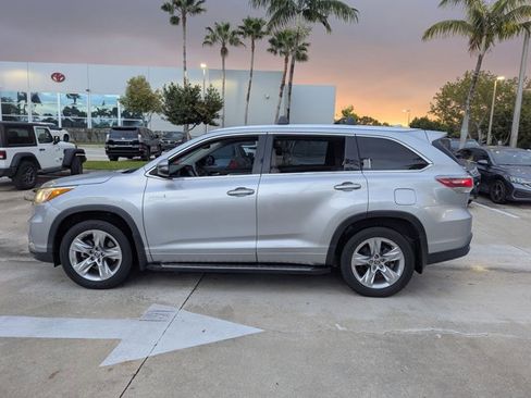 Used 2016 Toyota Highlander Limited w/ Driver Technology Package image 5