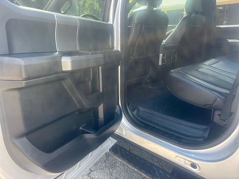 Used 2016 Ford F150 XLT w/ Equipment Group 302A Luxury RWD image 14