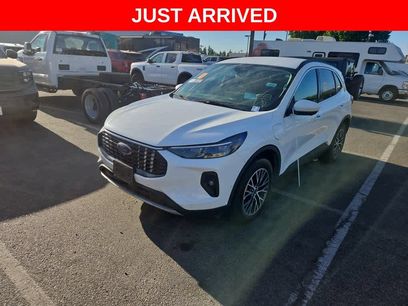 Certified 2023 Ford Escape SE w/ PHEV Premium Package