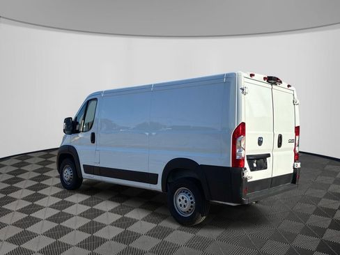 Used 2025 RAM ProMaster 2500 w/ Convenience Group FWD image 6