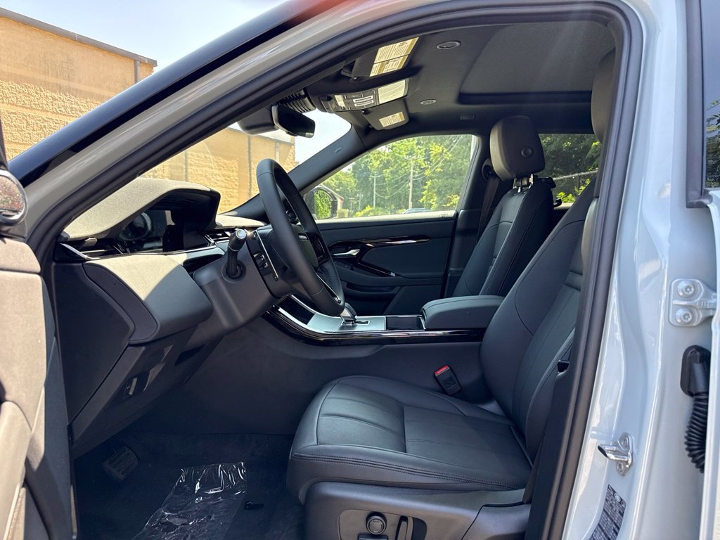 New 2026 Land Rover Range Rover Evoque S AWD/4WD image 11