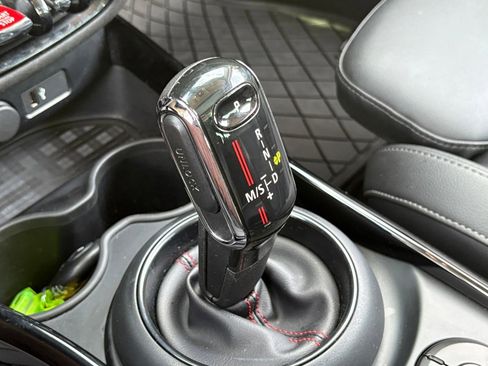 Used 2020 MINI Cooper Clubman S w/ Storage Package image 19