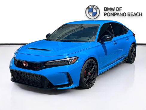 Used 2024 Honda Civic Type R image 3
