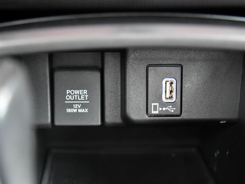 Used 2018 Honda Accord Sport image 25