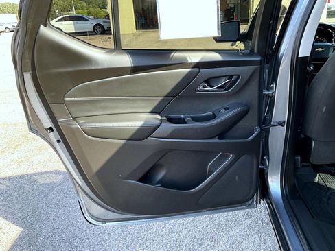Used 2021 Chevrolet Traverse LT w/ LPO, Floor Liner Package image 22