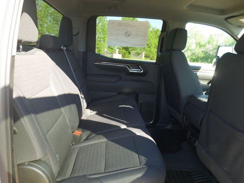 New 2026 GMC Sierra 1500 SLE w/ Max Trailering Package AWD/4WD image 13