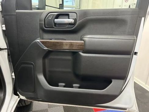 Used 2021 GMC Sierra 2500 SLE w/ X31 Off-Road Package image 18
