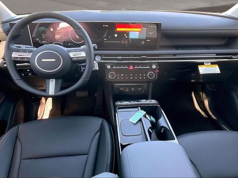 New 2026 Hyundai Tucson Limited image 5