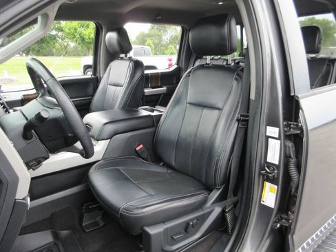 Used 2019 Ford F150 Lariat AWD/4WD image 21