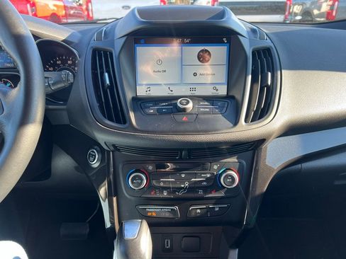 Used 2019 Ford Escape SE image 25