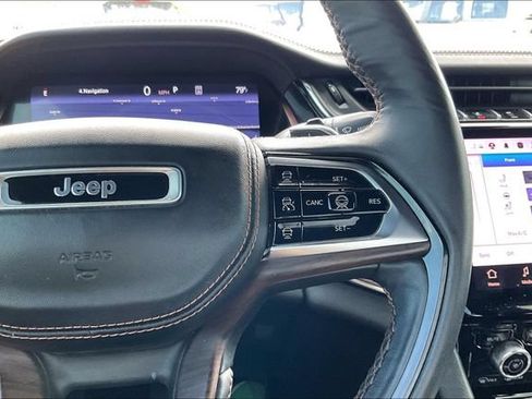 Used 2023 Jeep Grand Cherokee Summit w/ Adv Protech Group IV AWD/4WD image 12