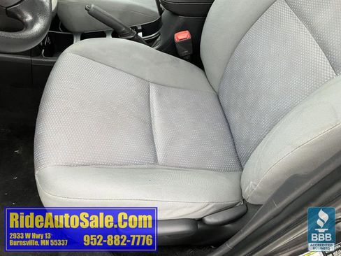 Used 2009 Toyota Matrix S image 23