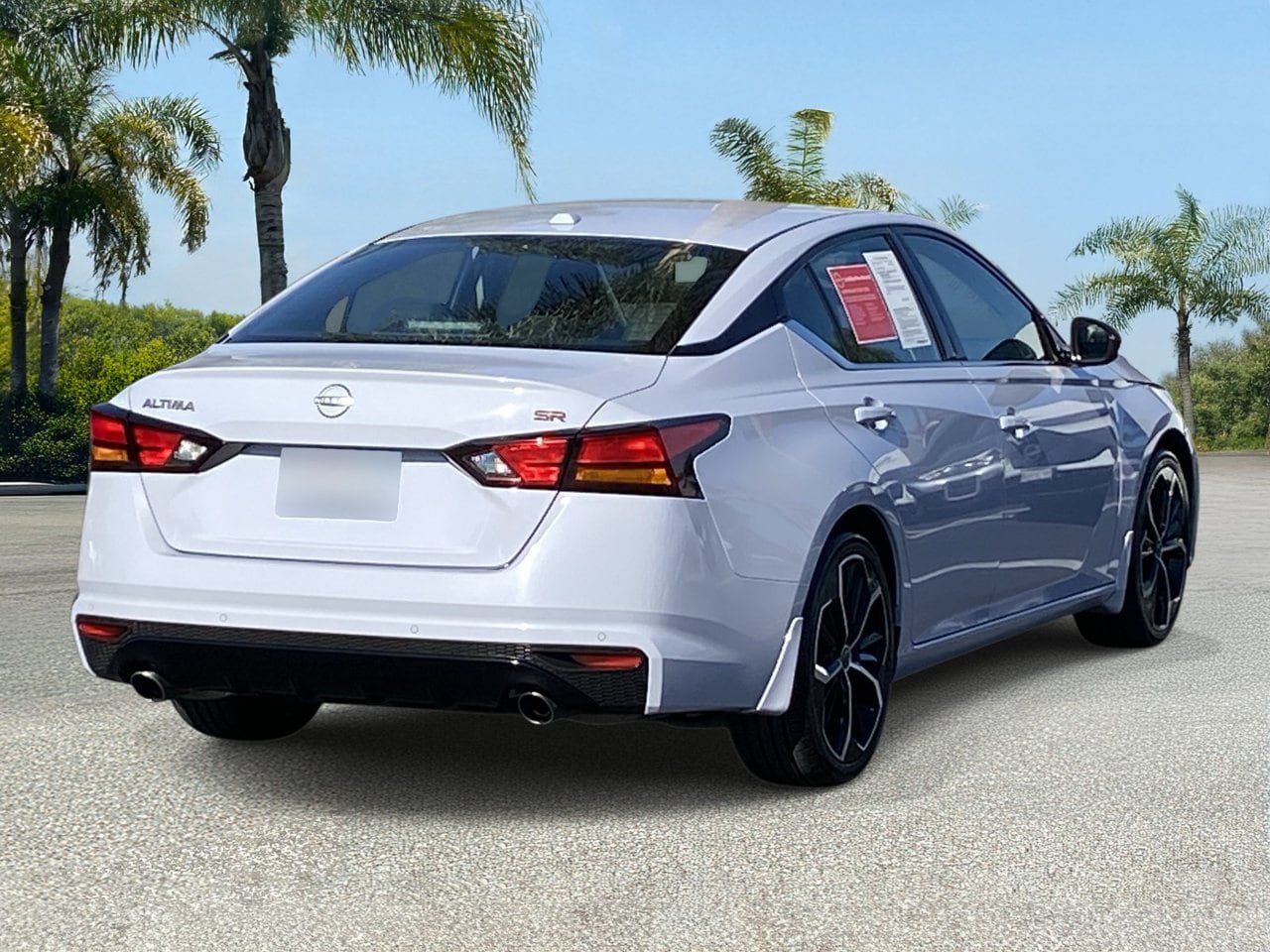 Certified 2024 Nissan Altima 2.5 SR w/ SR Premium Package FWD image 5