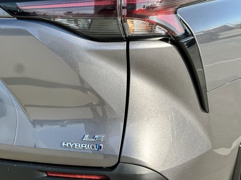 Certified 2023 Toyota Sienna LE w/ LE Plus Package image 27