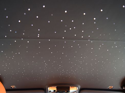 Used 2023 Rolls-Royce Ghost image 38