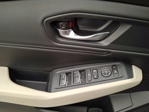 Used 2023 Honda Accord EX image 12