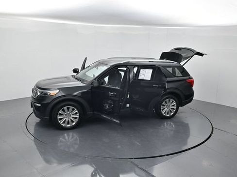 Certified 2023 Ford Explorer Limited w/ Limited Technology Package AWD/4WD image 47
