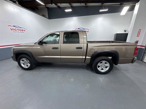 Used 2009 Dodge Dakota Big Horn RWD image 5