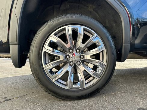 Used 2024 GMC Sierra 1500 Denali image 18