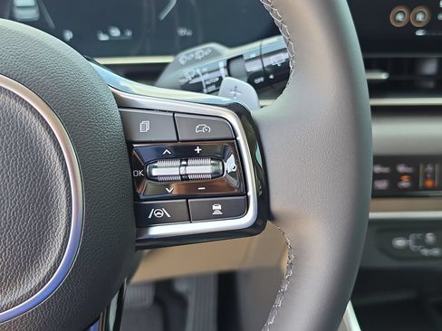 New 2026 Kia Carnival SX FWD image 33