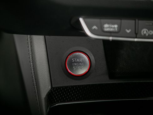 Used 2023 Audi SQ5 Prestige w/ Prestige Package image 53