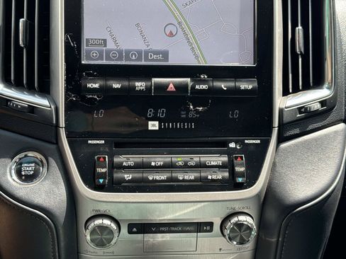 Used 2017 Toyota Land Cruiser w/ Preferred Accessory Package AWD/4WD image 25