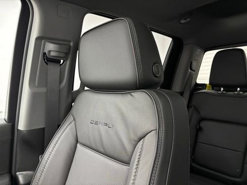 New 2026 GMC Sierra 1500 Denali AWD/4WD image 44