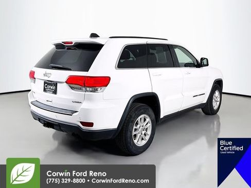 Used 2019 Jeep Grand Cherokee Laredo AWD/4WD image 9
