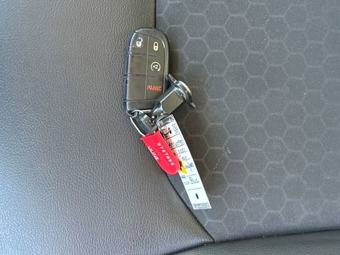 Used 2021 Jeep Compass Latitude w/ Convenience Group image 29