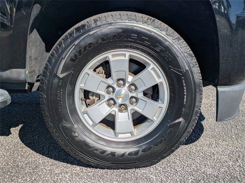 Used 2019 Chevrolet Colorado W/T w/ WT Convenience Package image 10