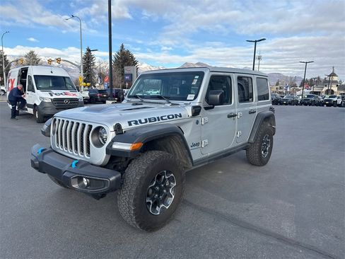 Used 2023 Jeep Wrangler Unlimited Rubicon 4xe image 4