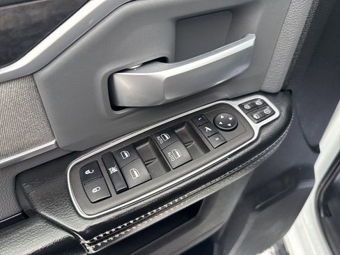 Used 2023 RAM 2500 Big Horn w/ Level 1 Equipment Group image 12