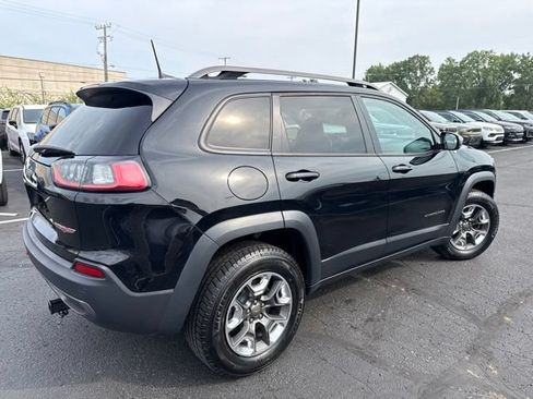 Used 2019 Jeep Cherokee Trailhawk w/ Cold Weather Group AWD/4WD image 4