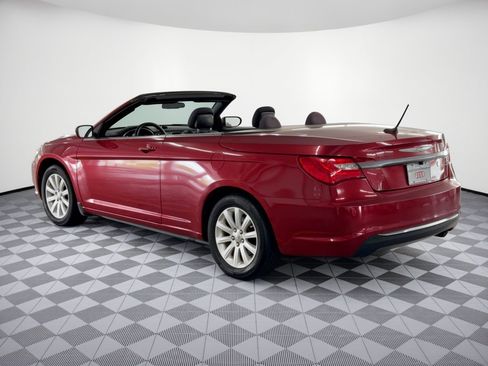 Used 2013 Chrysler 200 Touring FWD image 3