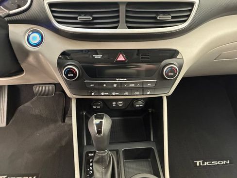 Used 2021 Hyundai Tucson SEL FWD image 21