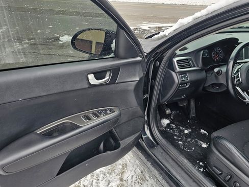 Used 2019 Kia Optima S w/ S Panoramic Sunroof Package image 15