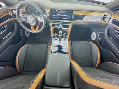 New 2025 Bentley Flying Spur Plug-In Hybrid image 23