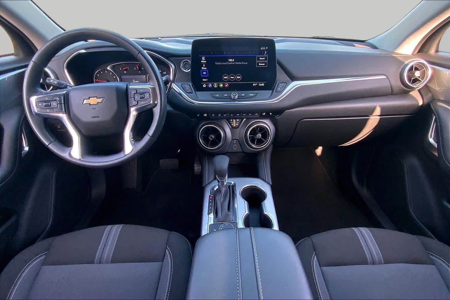 Used 2026 Chevrolet Blazer LT FWD image 16