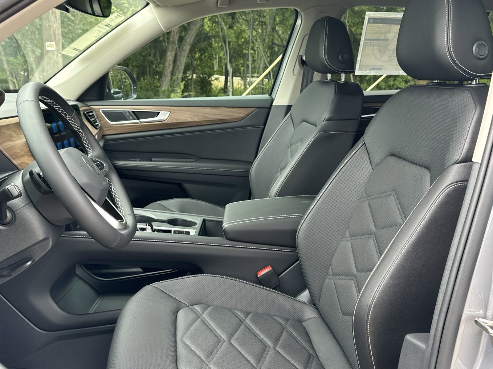 Certified 2026 Volkswagen Atlas SE FWD image 37