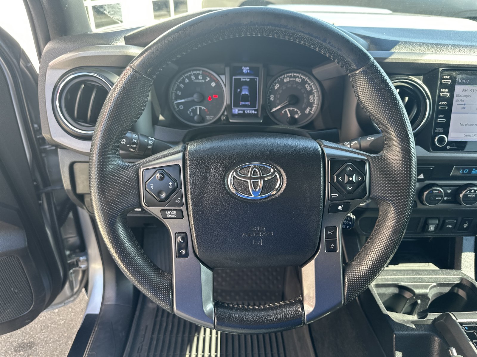Used 2021 Toyota Tacoma TRD Sport AWD/4WD image 11