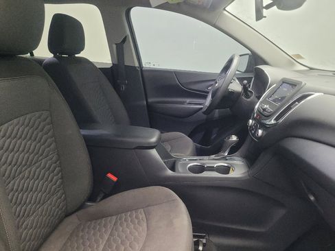Used 2021 Chevrolet Equinox LT FWD image 21